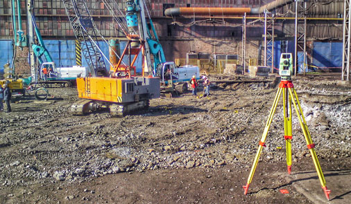 Stručni nadzor u gradnji neophodan je kako bi se gradnja izvodila u skladu sa izdanim rješenjem o uvjetima građenja, potvrđenim glavnim projektom odnosno građevinskom dozvolom.